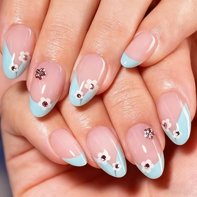 Blumige Akzent Press-On Nail Set mit Edelstein Details Brehn