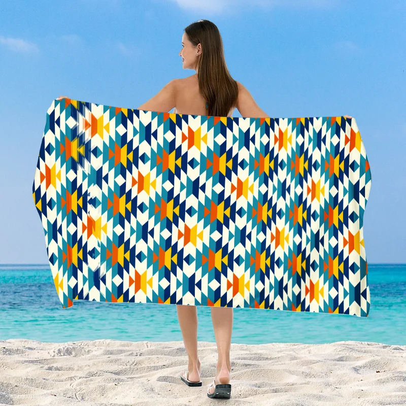 Großzügig geschnittenes Strandtuch mit elegantem Mosaik-Design Skanto
