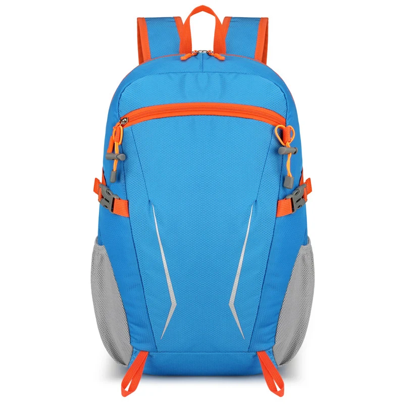 Leichter Unisex Tagesrucksack mit reflektierenden Einsätzen, gepolstertem Rücken und seitlichen Netztaschen Skanto