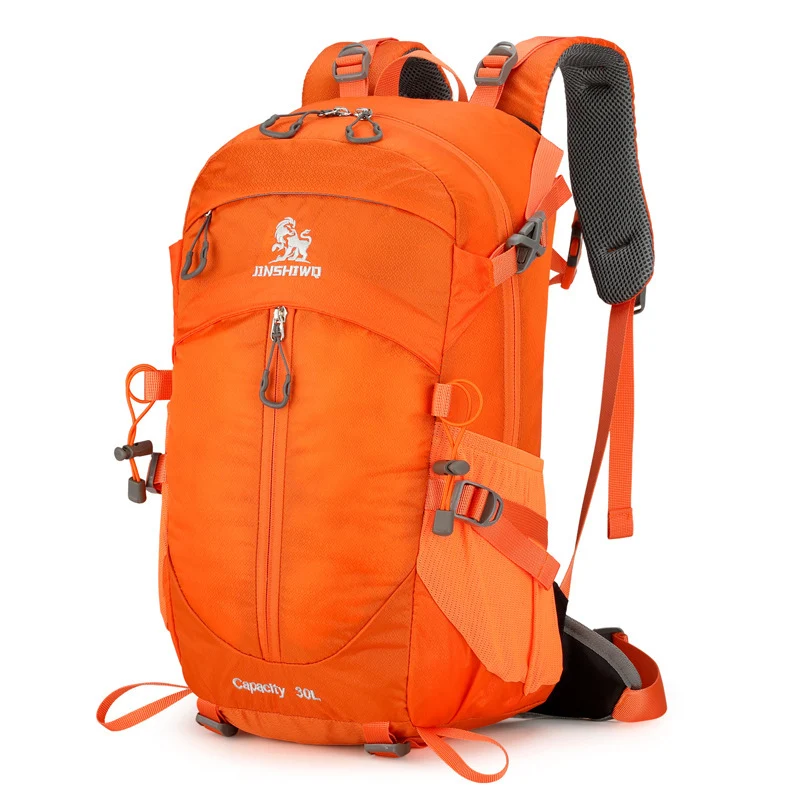 Unisex leichter Wander- und Trekkingrucksack mit gepolstertem Rücken und Hüftgurt Skanto