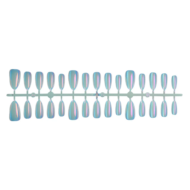 Elegantes Press-On-Nagelkunstset mit irisierendem Finish Brehn