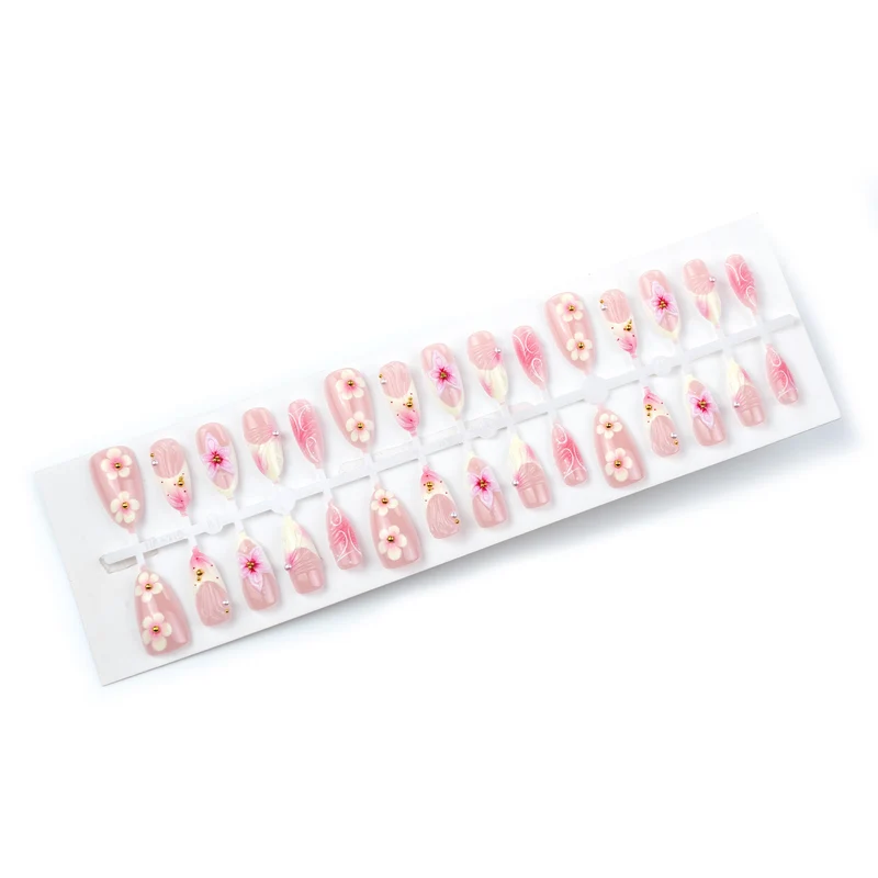 Exquisite Floral Press-On Nail Art Brehn