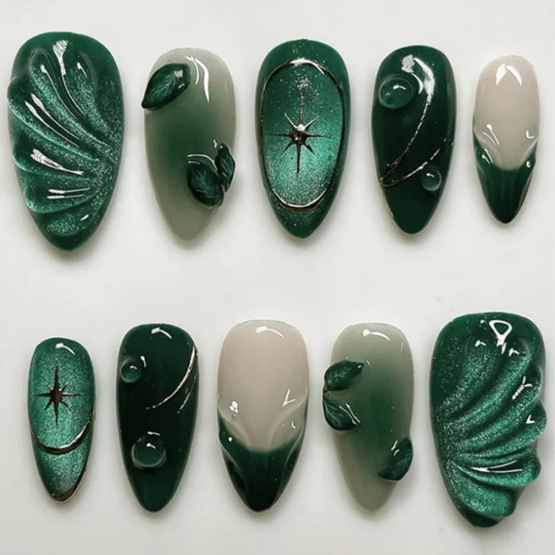 Künstlerisches Press-On-Nagelset mit botanischen Designs
