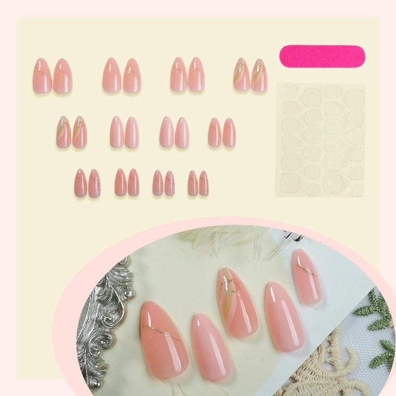 Elegantes Stiletto Press-On-Nageldesign Brehn