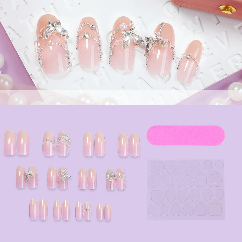 Elegantes Stiletto Press-On Nagelkunst-Set mit Kristallakzenten Brehn
