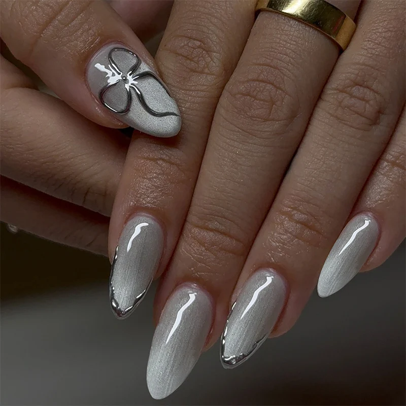 Elegante Stiletto Press-On Nagelkunst Brehn
