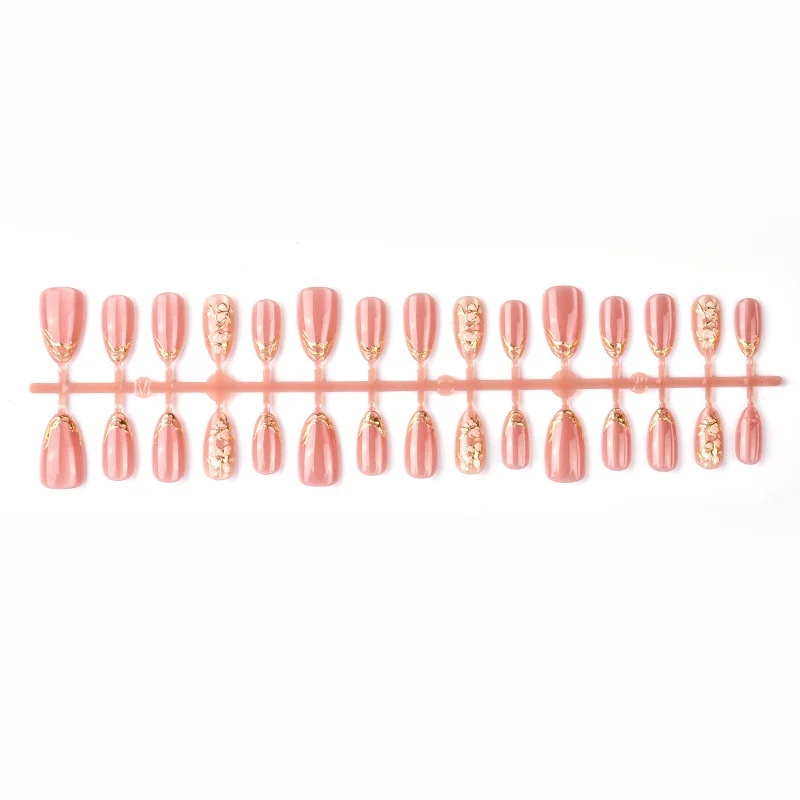 Elegantes blumeninspiriertes Press-On Nagelkunstset Brehn