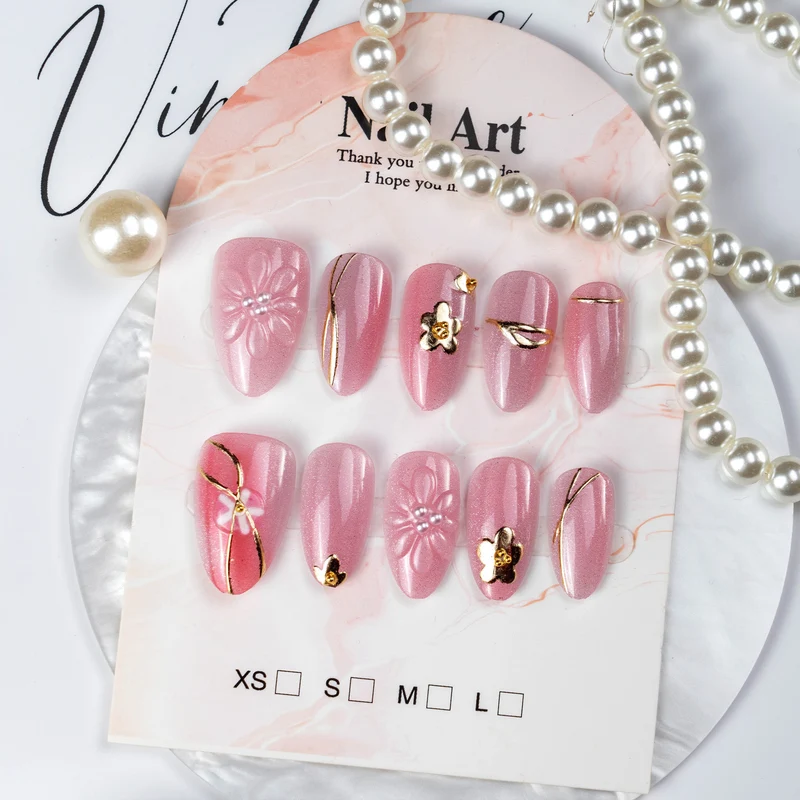 Elegante Floral Verzierungen Press-On Nagelkunst Brehn