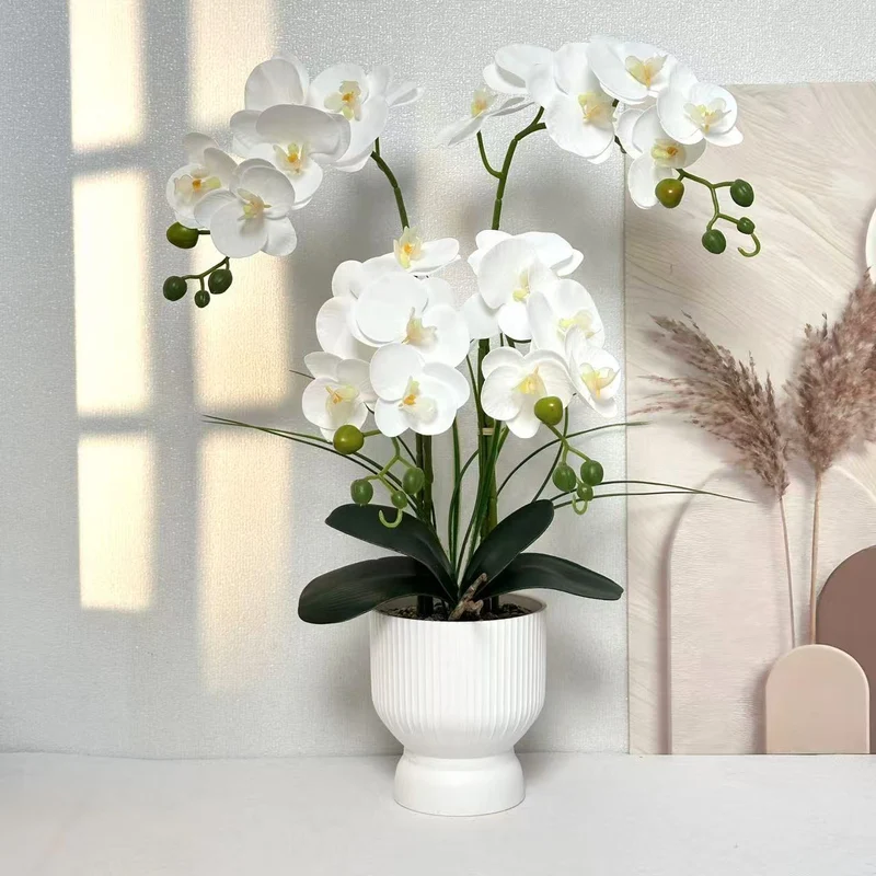 Elegante künstliche Orchideenarrangement für Tischdekoration Zuhause