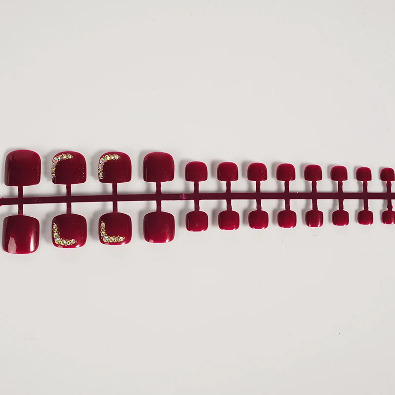 Glänzendes dekoratives Press-On-Nagelset Brehn