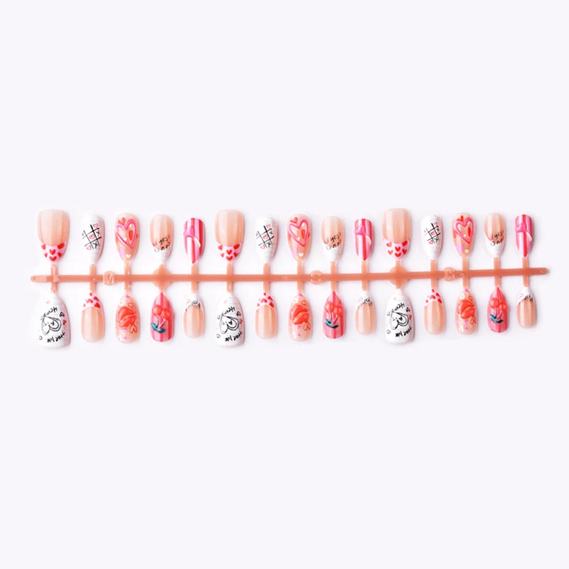 Künstlerisches Herz- und Kuss-Themen Press-On Nail Art Set