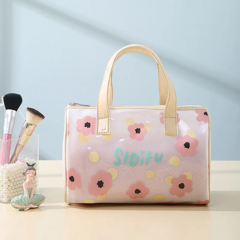 Moderne und praktische Kosmetiktasche Skanto