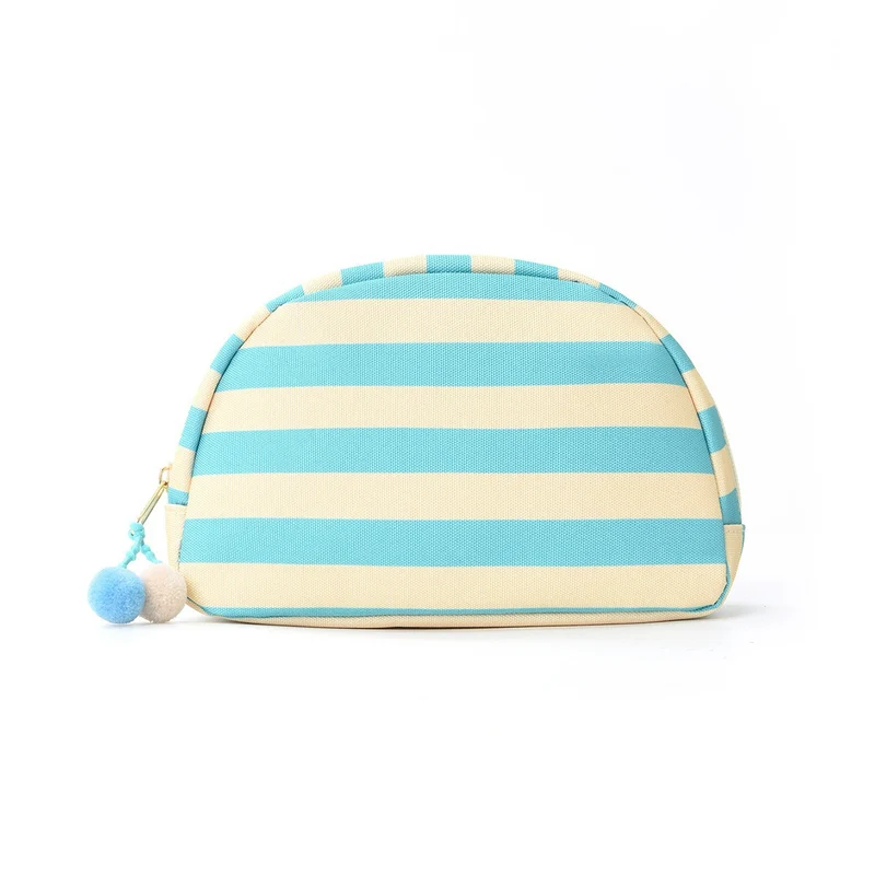 Moderne und stilvolle Kosmetiktasche Skanto