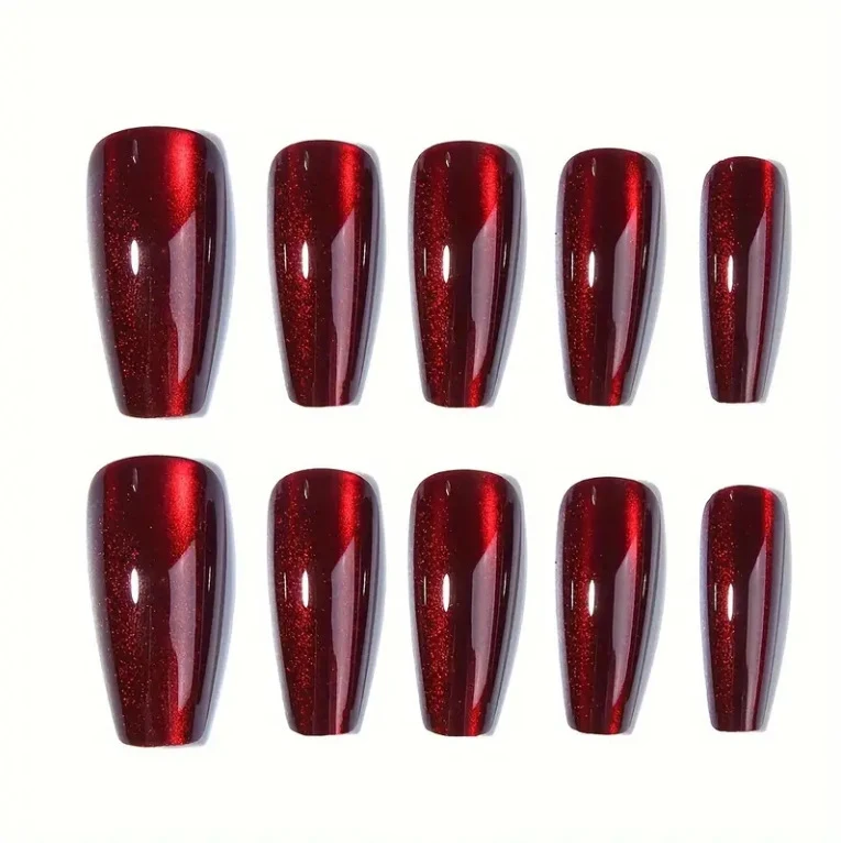 Glänzendes Press-On-Nagelset mit elegantem Finish Brehn