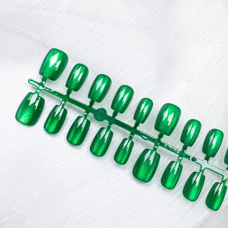 Glatte Press-On Nagelset mit elegantem Design Brehn