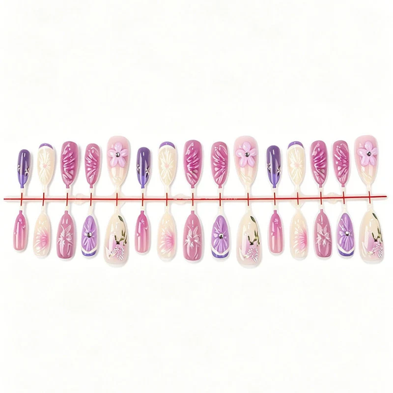 Künstlerisches Floral Press-On Nails Set