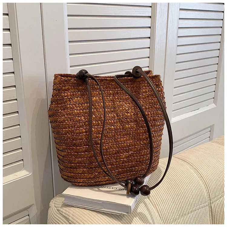 Elegante Strandtasche aus handgefertigtem Naturmaterial Skanto