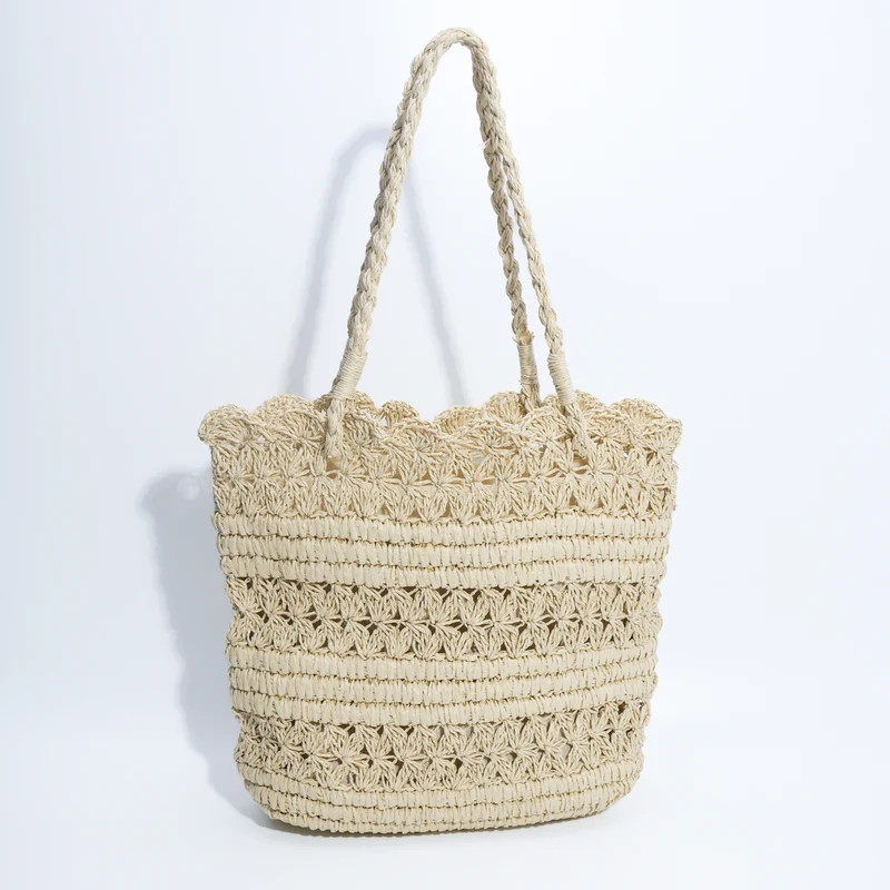 Geflochtene Strandtasche mit ungewöhnlichem Design Skanto