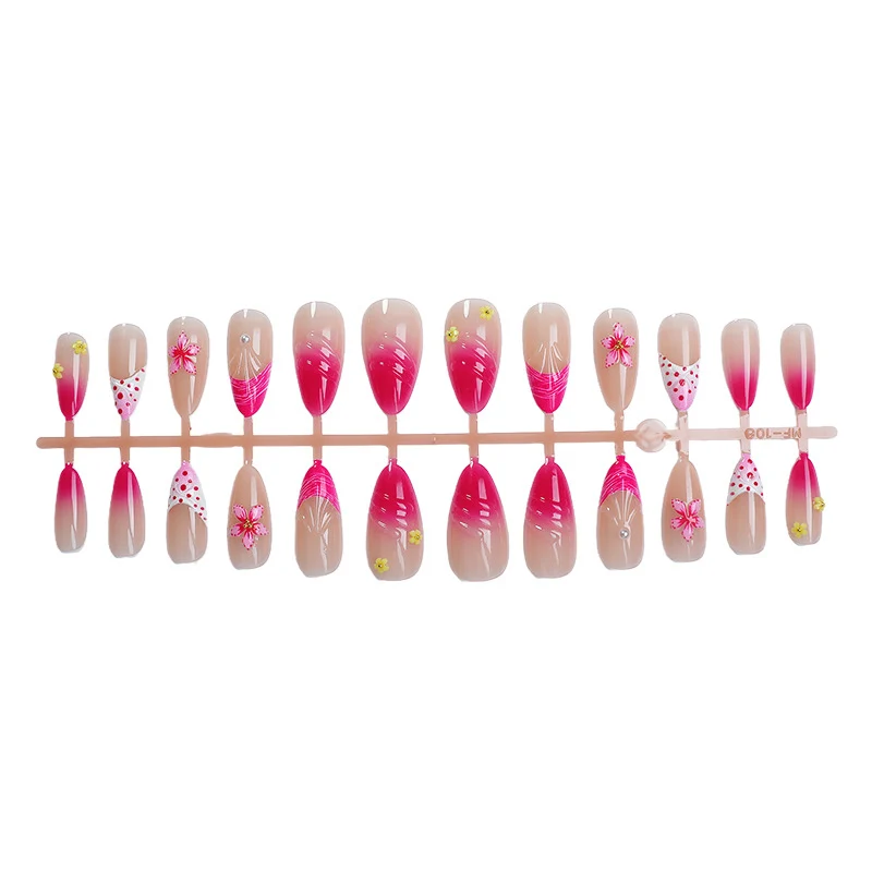 Künstlerisches Floral Press-On Nagel Set 1790738367