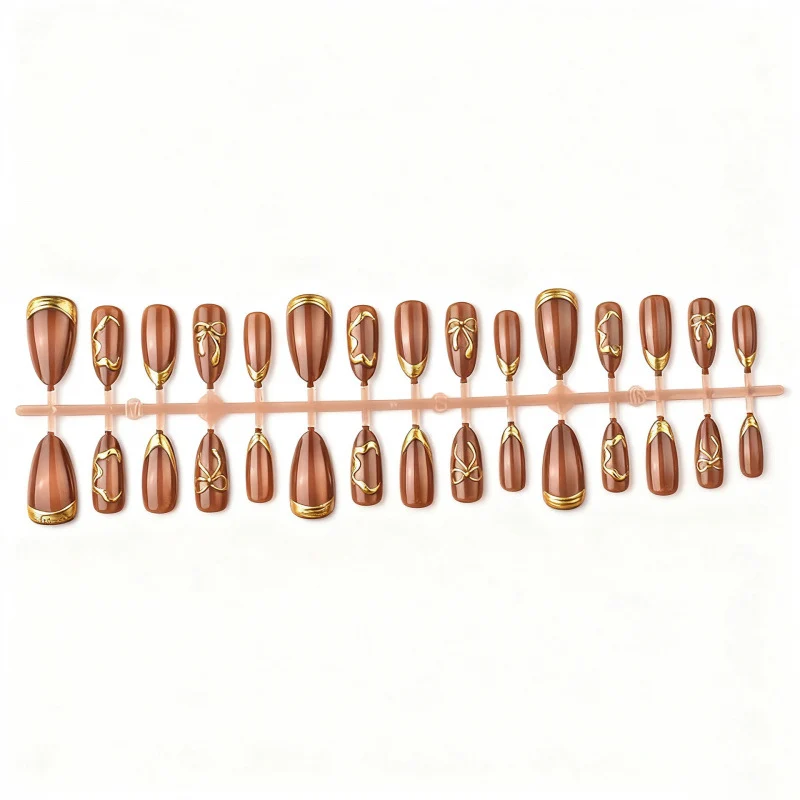 Dekoratives Press-On Nagelkunst Set Brehn