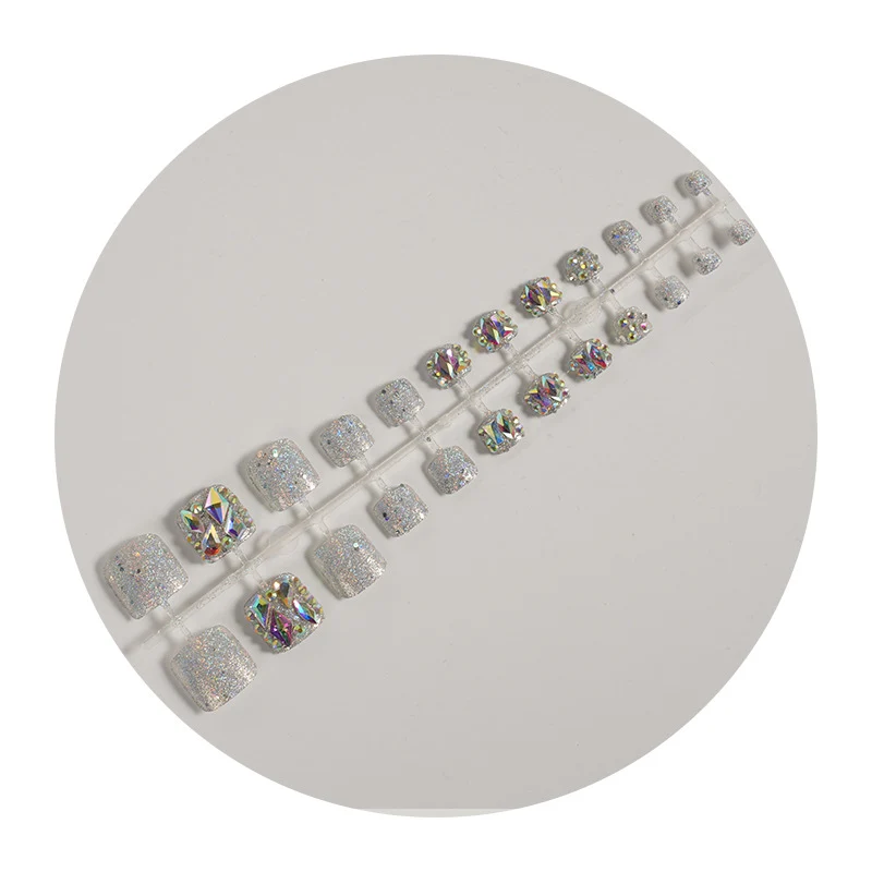 Glamourös mit Strass verziertes Druck-Nagelkunst-Set Brehn