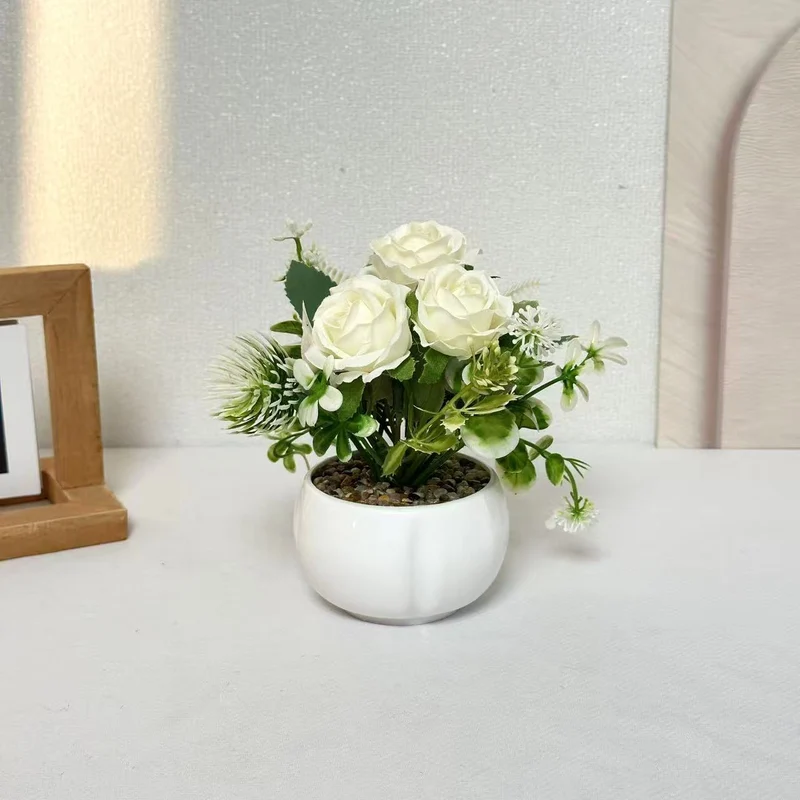 Dekorative Miniatur Blumenarrangement