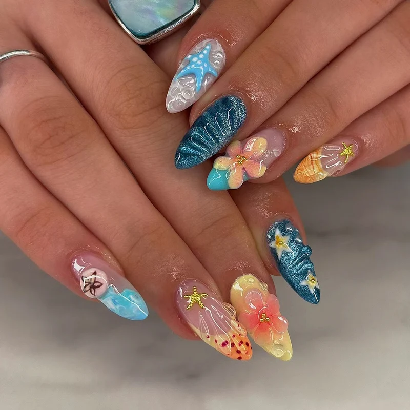 Strand-inspirierte Press-On Nagelkunst Brehn