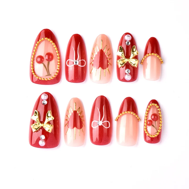 Dekorative Herz- und Kirsch-Press-On-Nagelkunst Brehn