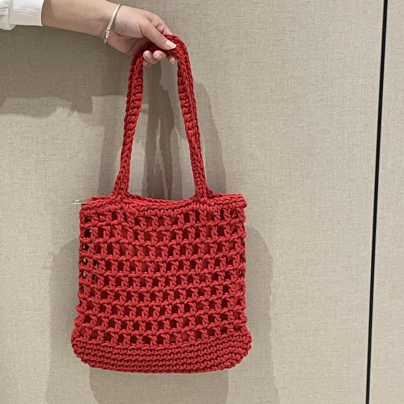 Moderne Handgelenktasche Skanto