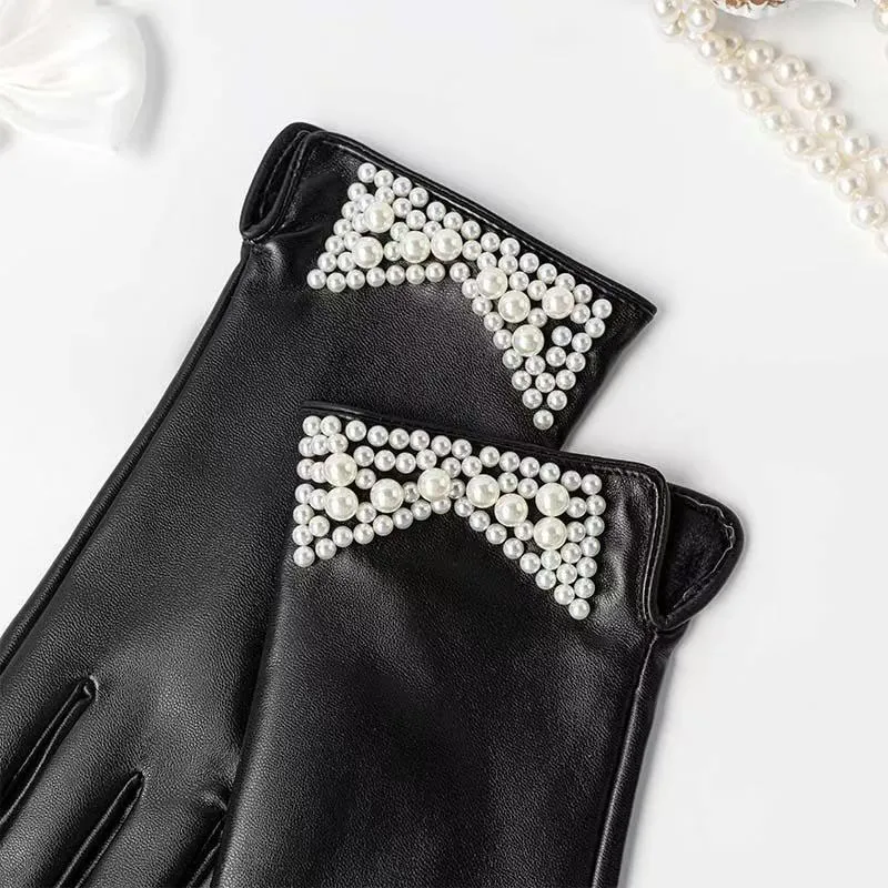 Elegante Lederhandschuhe mit Kettendetails Brehn