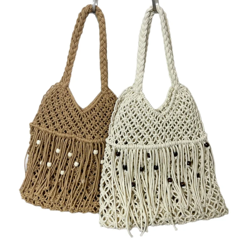 Makramee-Tasche mit langen Fransen und Holzperlen Skanto