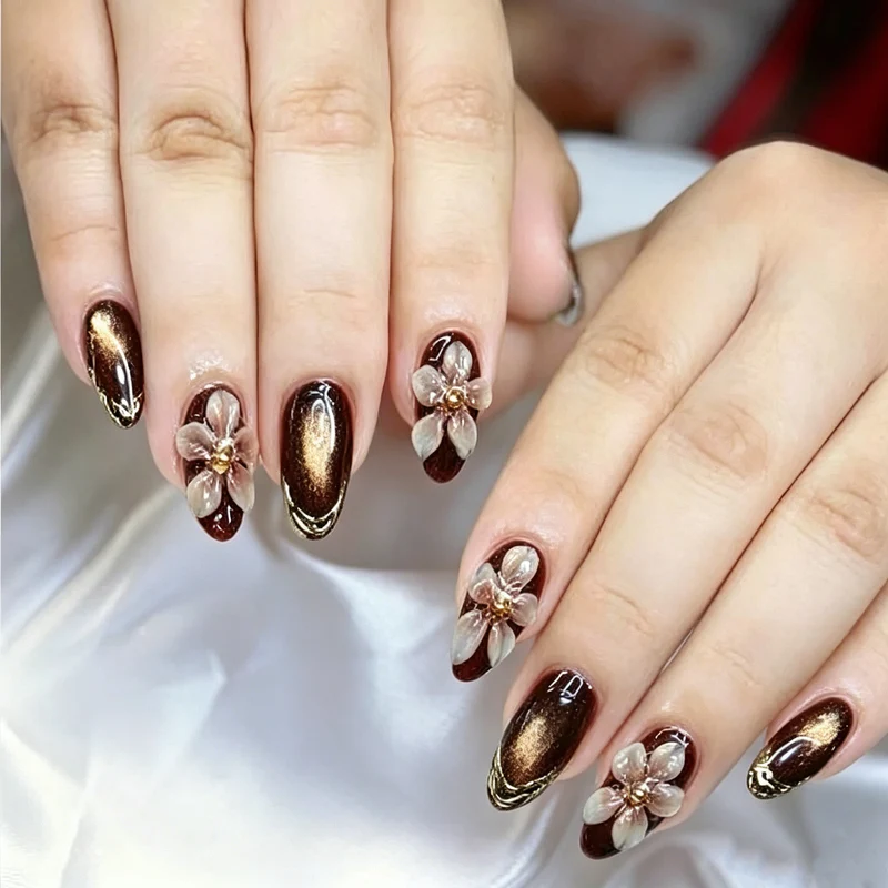 Künstlerisches Floral Eleganz Press-On Nagelset