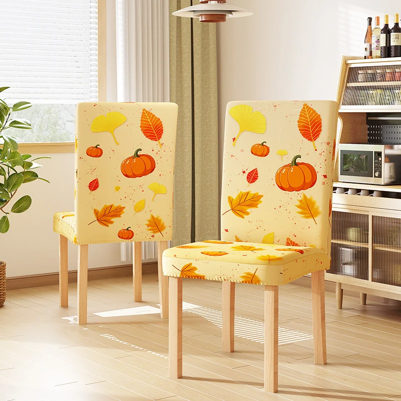 Stretch-Stuhlhusse mit herbstlichem Kürbis- und Blättermotiv