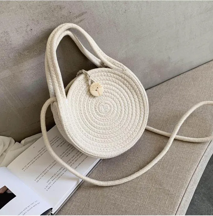 Handgeknüpfte Rundtaschen mit elegantem Design Skanto
