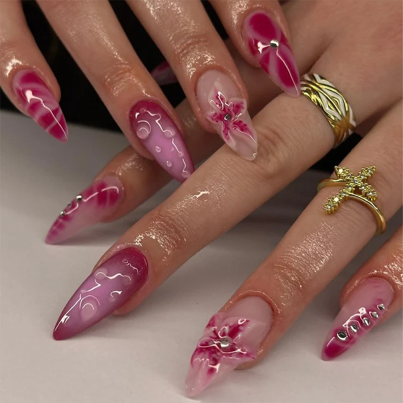 Künstlerische Lange Stiletto Press-On Nagelkunst Brehn