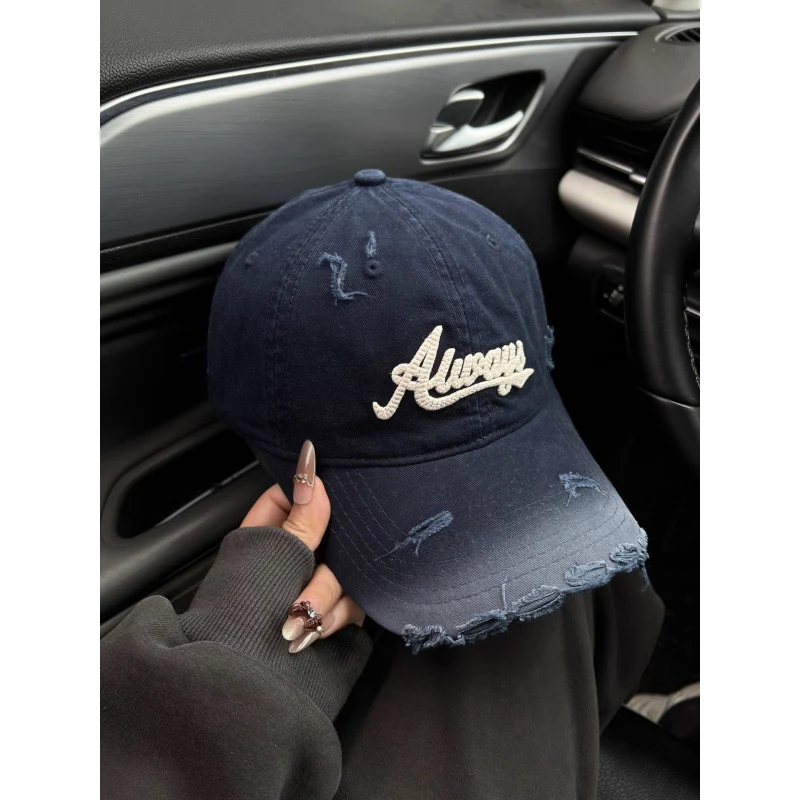 Damen Baseballkappe im Used-Look aus Jeans Skanto