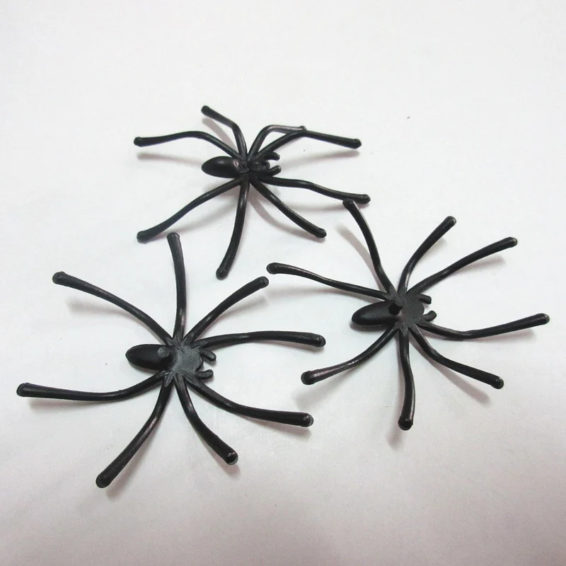 Realistische Spinnenfiguren-Set Brehn