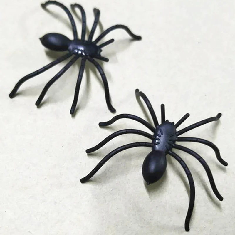 Realistische Spinnenfiguren-Set Brehn