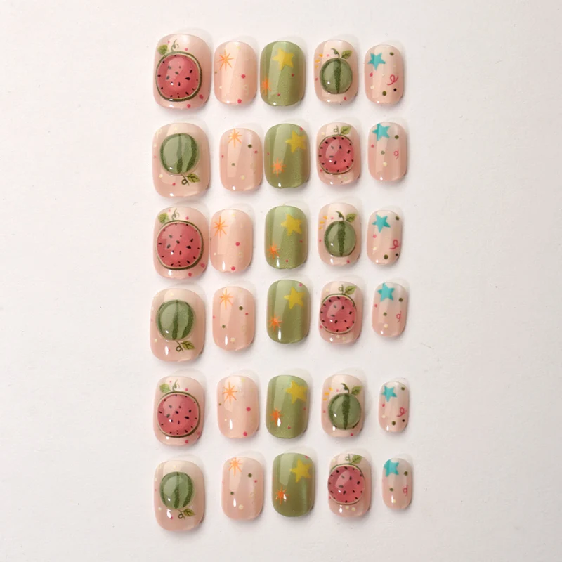 Künstlerisches von Früchten inspiriertes Press-On-Nagelkunstset Brehn