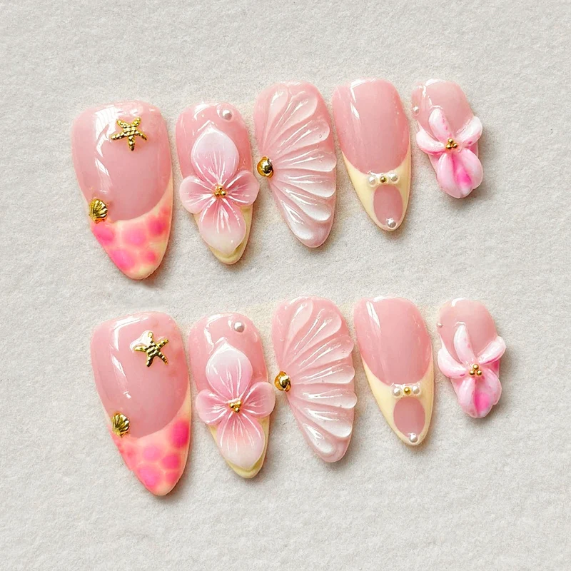 Künstlerische florale mit Juwelen verzierte Press-On Nagelkunst Brehn