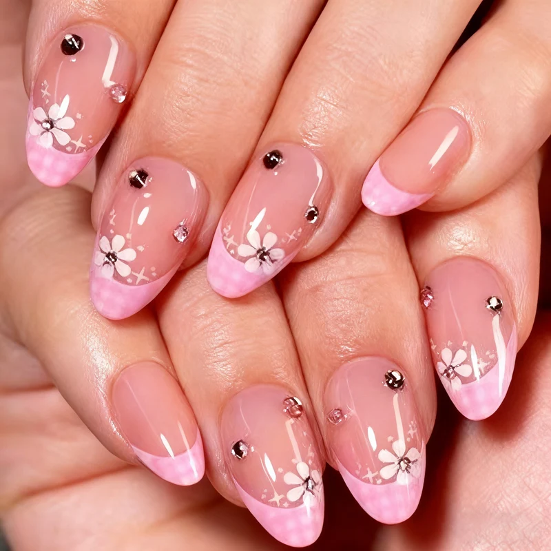 Künstlerisches Floral Französisch Press-On Nagelset Brehn