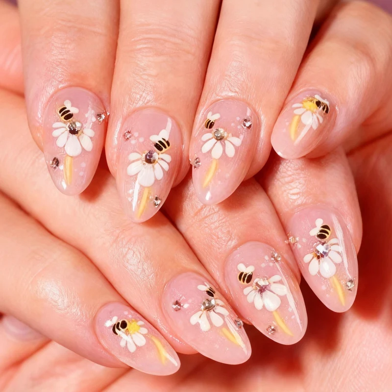 Künstlerisches, mit Blumen verziertes Press-On Nagelset Brehn
