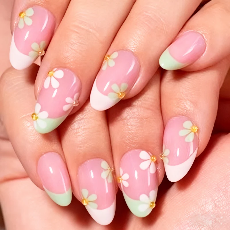 Künstlerisches, mit Blumen verziertes Press-On Nagelset Brehn