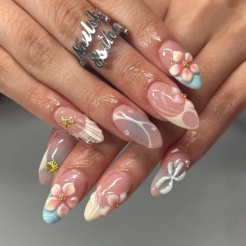 Künstlerisches Floral Verziertes Press-On Nail Art Set Brehn