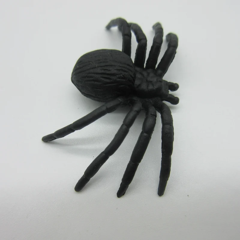 Realistische gruselige Krabbelspinnen-Figurinen Brehn