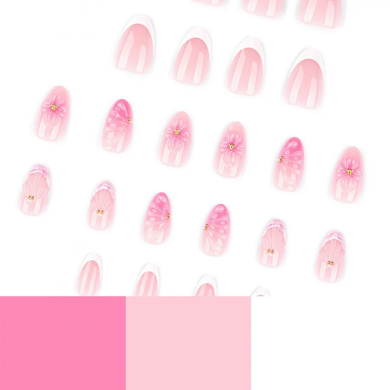 Künstlerisches Floral Press-On Nagelkunst Set mit Muschel- und Edelsteinakzenten Brehn