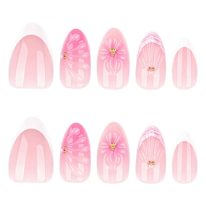 Künstlerisches Floral Press-On Nagelkunst Set mit Muschel- und Edelsteinakzenten Brehn