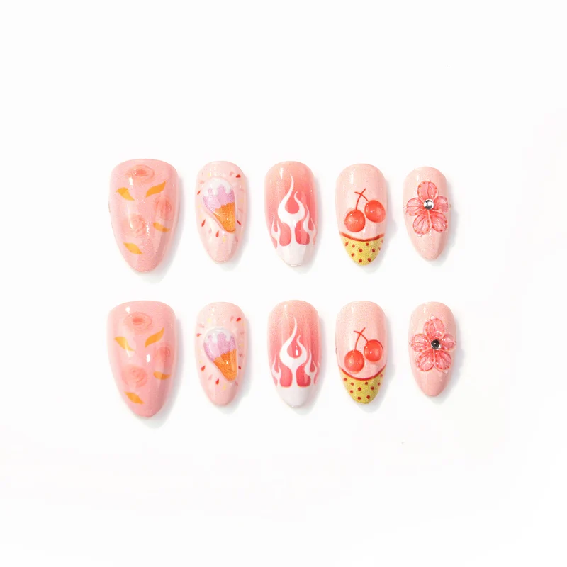 Künstlerische dessertthematische Press-On Nail Art Brehn