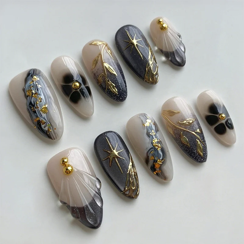 Künstlerisches Design Press-On Nagelkunst Set Brehn