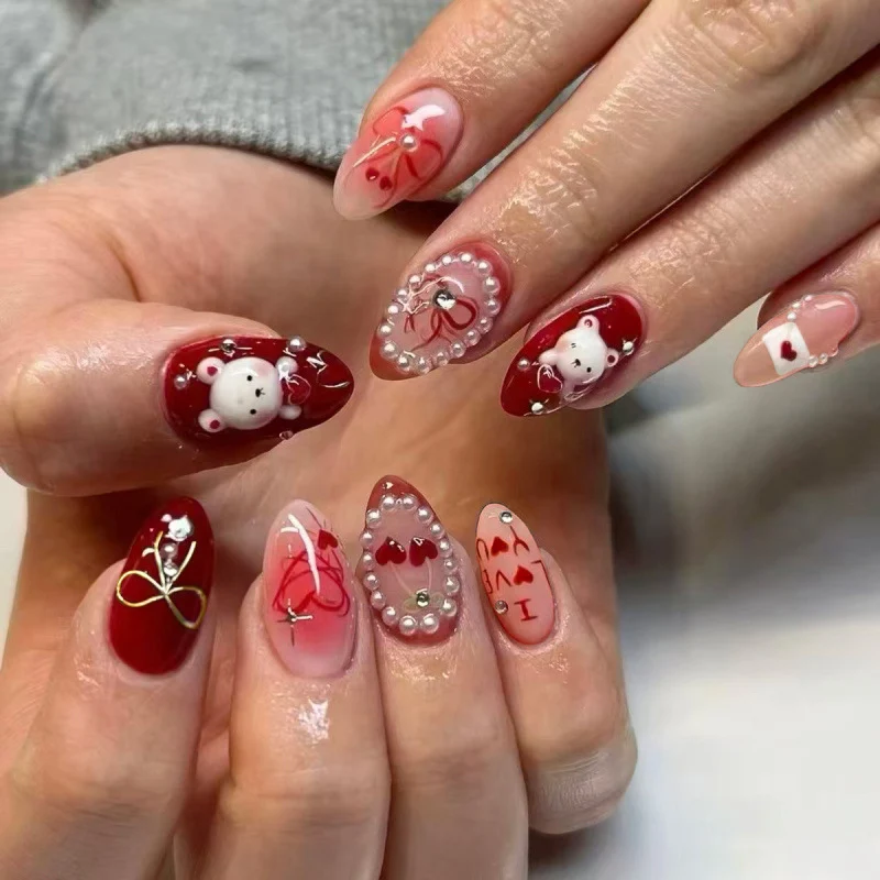 Künstlerisches dekoratives Press-On-Nagelset Brehn